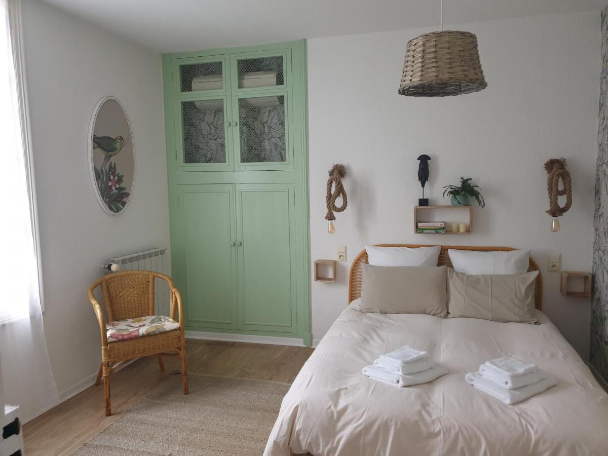Chambres D'Hotes Et Gites- L'Abri Sous Roche Tautavel Eksteriør bilde