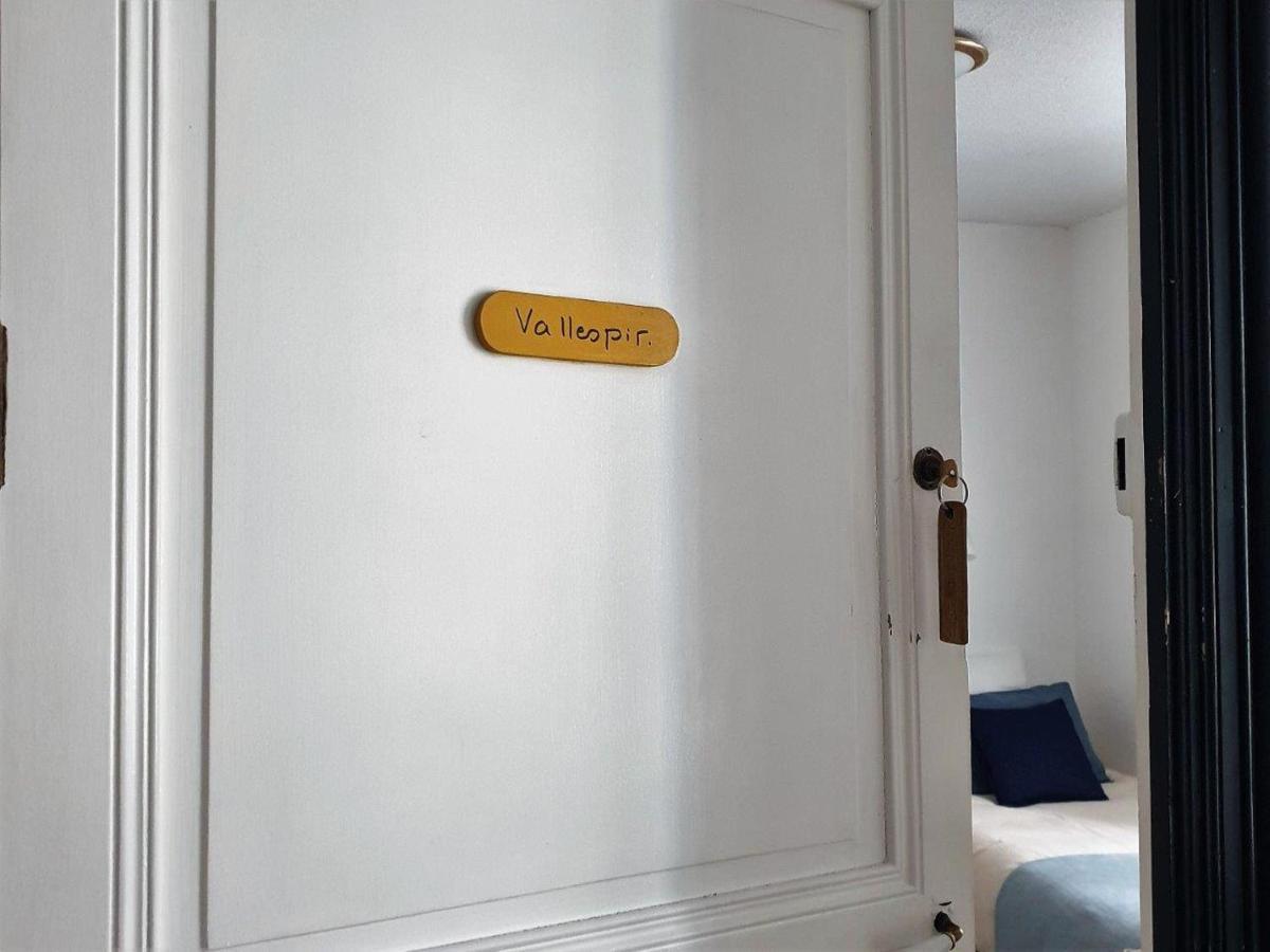Chambres D'Hotes Et Gites- L'Abri Sous Roche Tautavel Eksteriør bilde