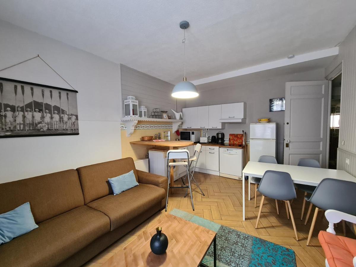 Chambres D'Hotes Et Gites- L'Abri Sous Roche Tautavel Eksteriør bilde